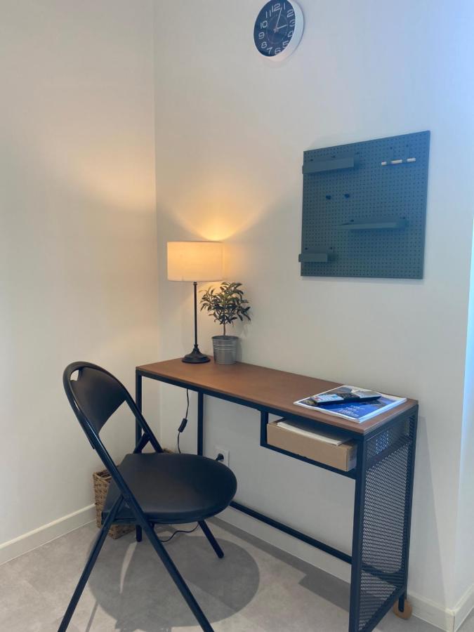 La Cle - Climatisation - Wifi - Port Et Gare Apartment ตูลง ภายนอก รูปภาพ