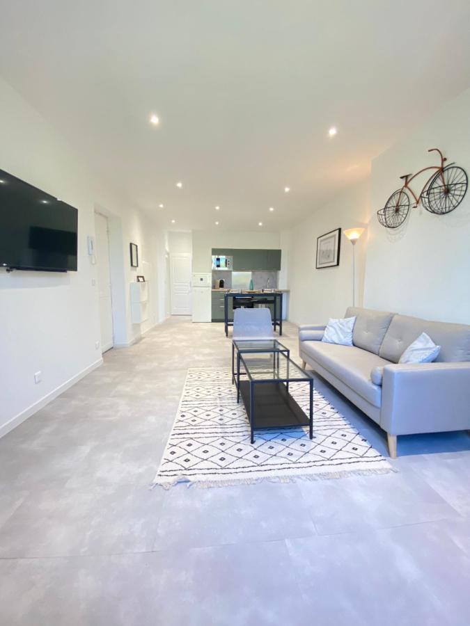 La Cle - Climatisation - Wifi - Port Et Gare Apartment ตูลง ภายนอก รูปภาพ